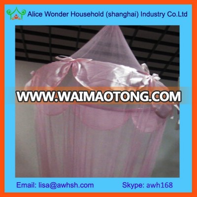 Round mosquito net with butterfly design